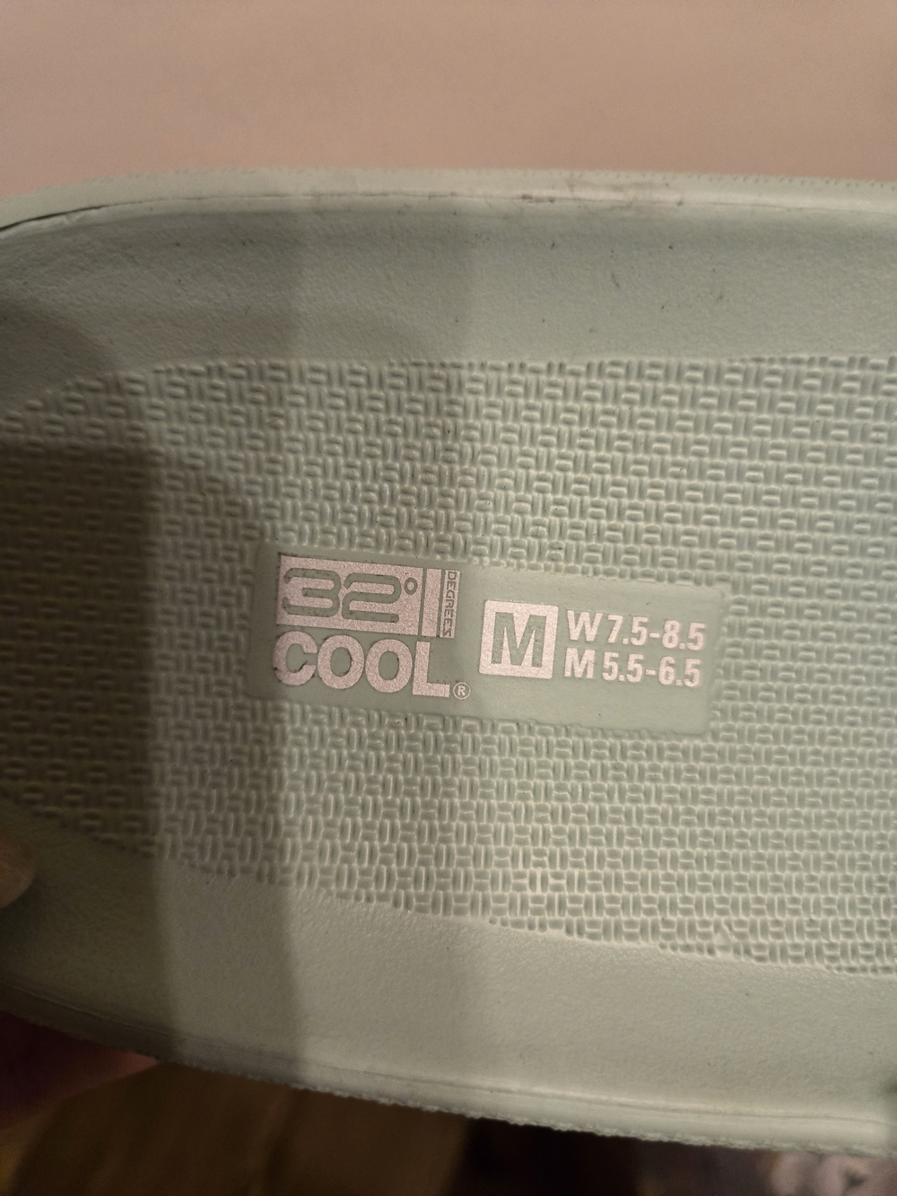 32 Degrees Mint Green Slide Sandals - Picture 2 of 3